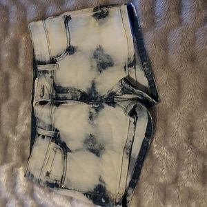 True freedom tye dye shorts